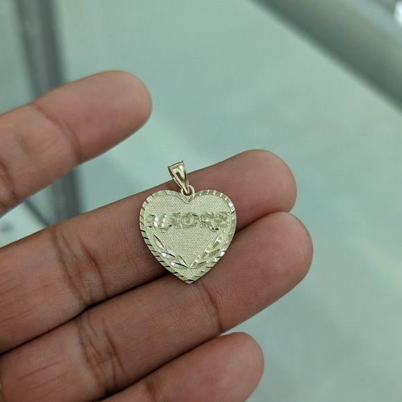 Unbrand Jewelry - 10kt Real Gold Heart Pendant